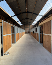 Écurie du Prélî : box et paddocks, pension pour chevaux à Gerpinnes - Photo 5 sur 7