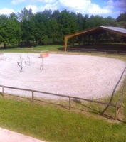 Écurie Poney-Club du Soleil : box et paddocks, pension pour chevaux à Ploërmel - Photo 2 sur 3