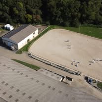 Centre Équestre du Capricorne : box et paddocks, pension pour chevaux à Varennes - Photo 2 sur 6