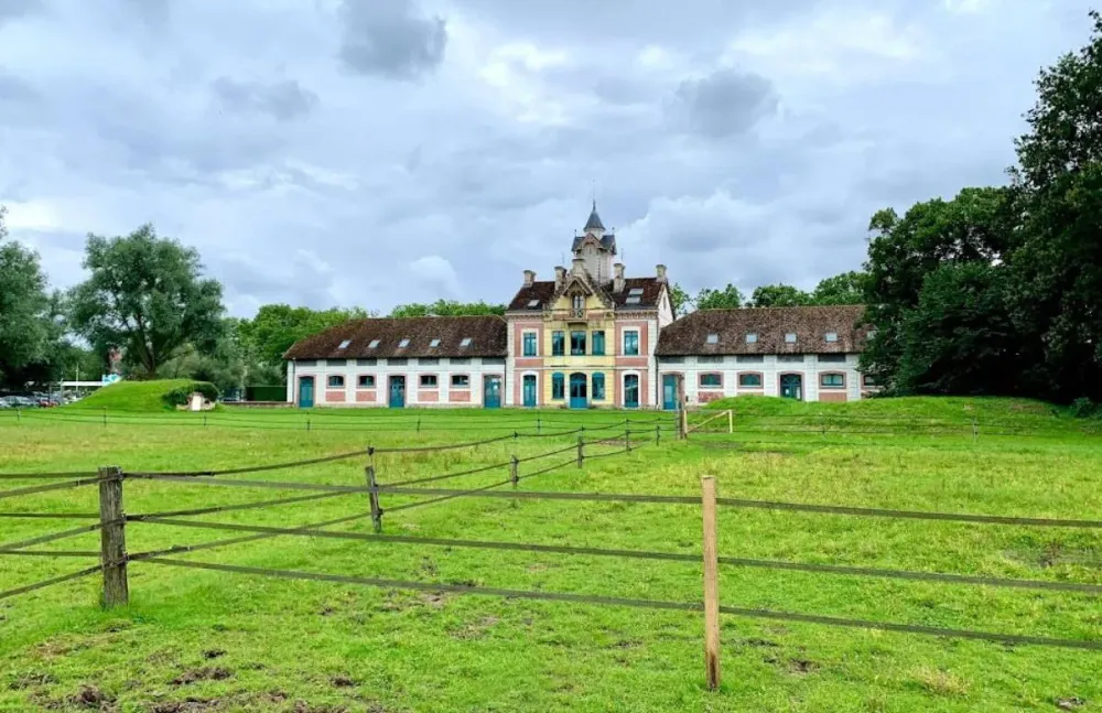 Cercle Hippique de la Brêche aux Loups : box et paddocks, pension pour chevaux - Photo 2 sur 2
