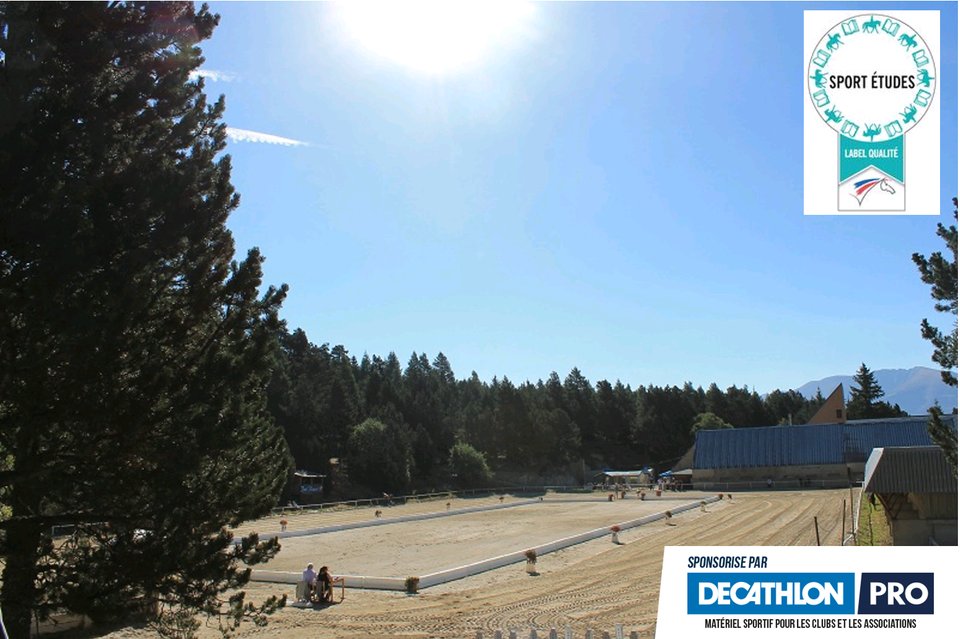 Centre équestre de Font-Romeu : box et paddocks, pension pour chevaux à Font-Romeu-Odeillo-Via - Photo 1 sur 4
