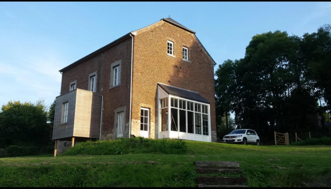 Gîte du Saussy : box et paddocks, pension pour chevaux à Boussu-lez-Walcourt