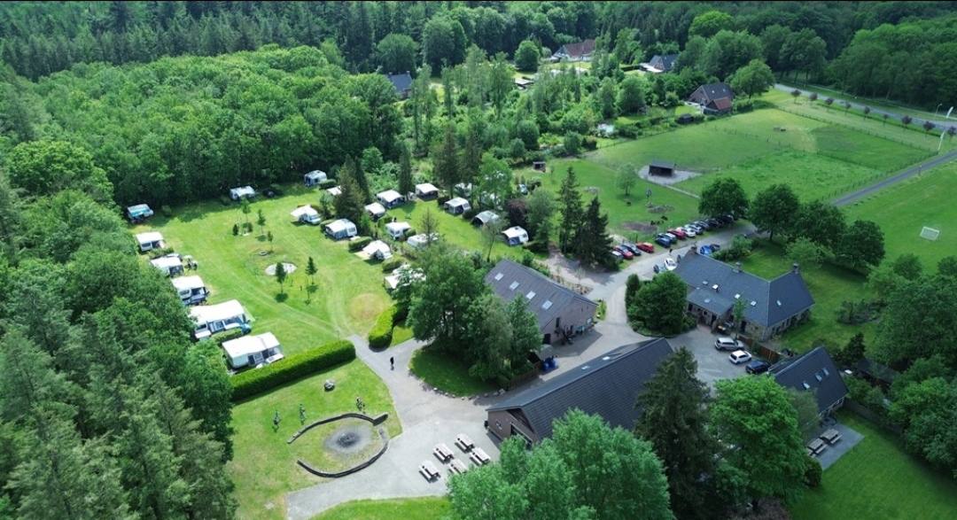 Camping De Rieghheide : box et paddocks, pension pour chevaux à Schoonoord - Photo 1 sur 4
