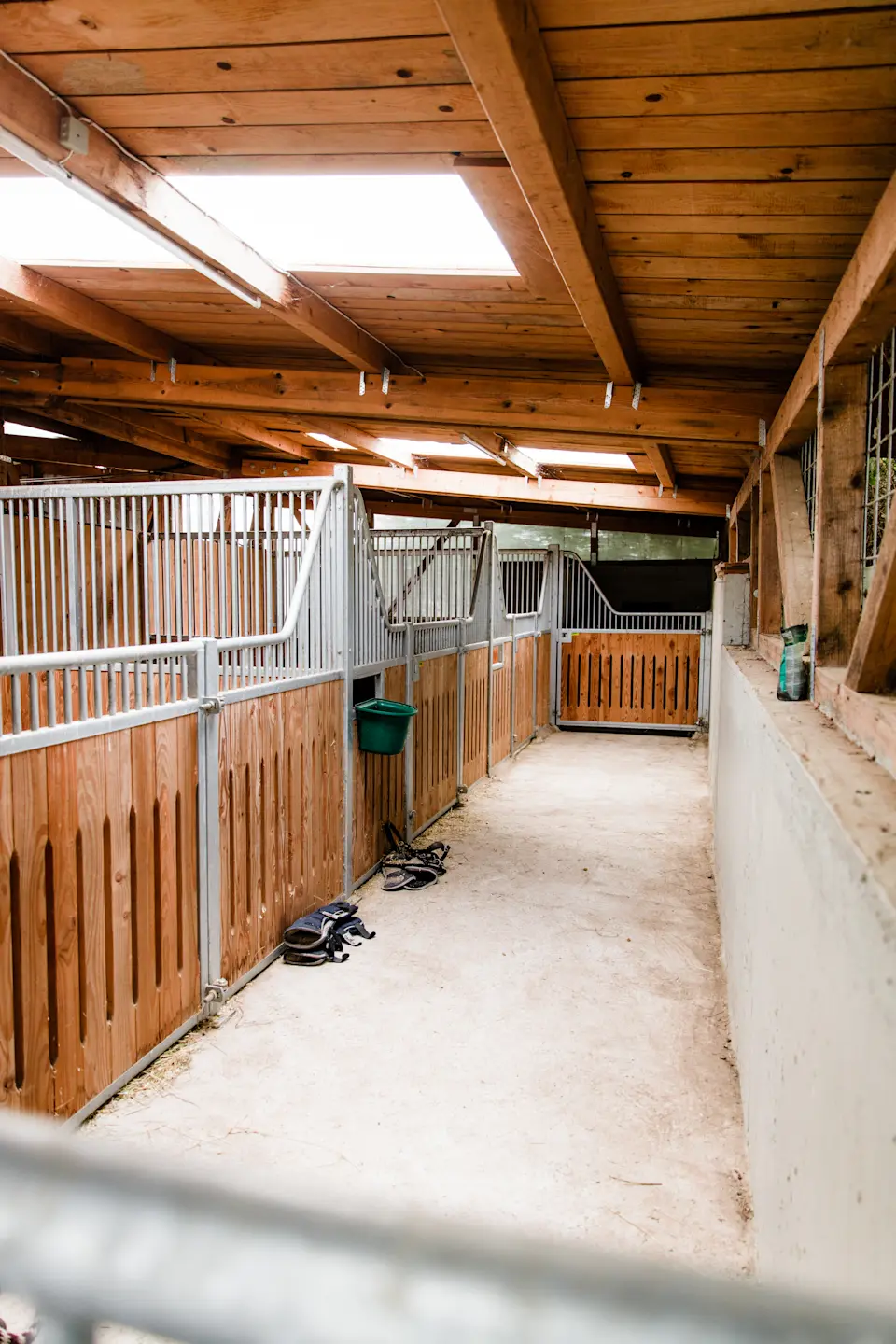 Pferdehotel Brunnenhof – Furrer Pferdetransporte : box et paddocks, pension pour chevaux à Ettlingen - Photo 2 sur 5